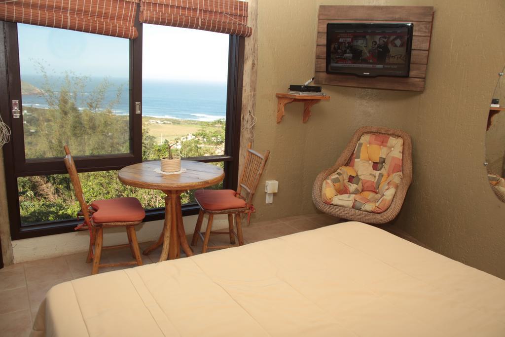 Bangalore Suites Garopaba Værelse billede