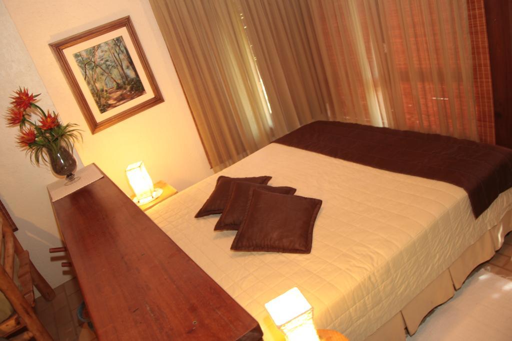 Bangalore Suites Garopaba Eksteriør billede